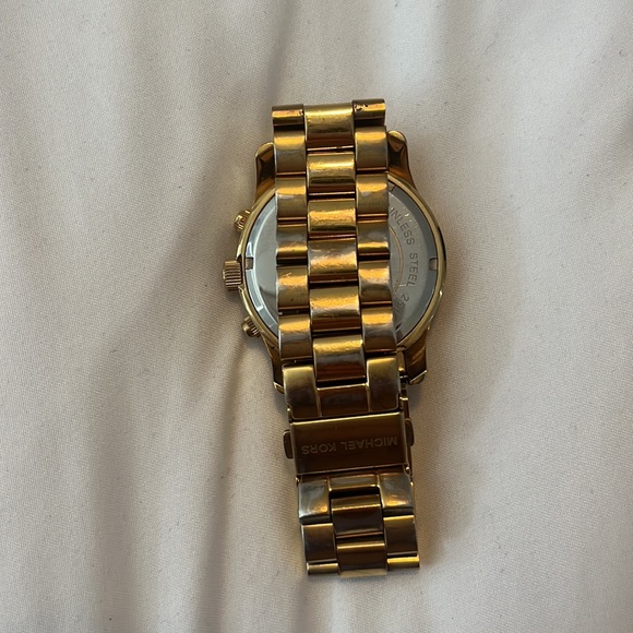 Michael Kors Runway Gold-Tone Watch - Picture 5 of 9
